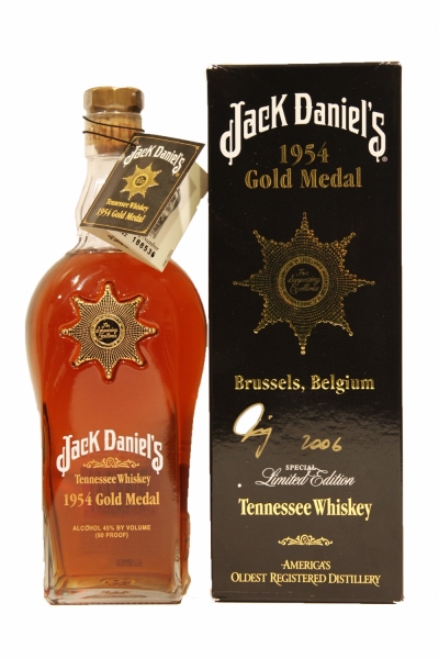 Jack Daniel's 1954 World's Fair Gold Medal Brussels Belgium Bottled 2006 Tag 188536 Collection # 25